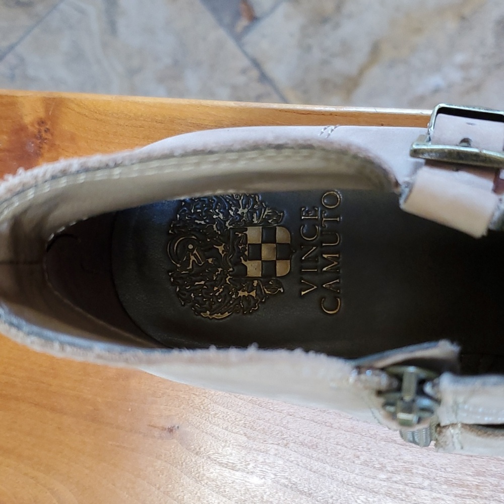 Vince Camuto booties - Picture 11 of 13